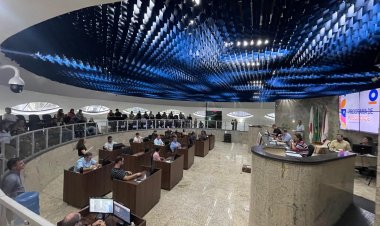 Prefeito ainda não  indicou líder na Câmara