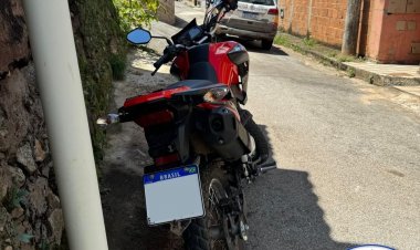 PM recupera veículo com queixa de furto