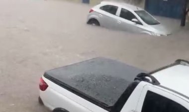 Chuva forte causou transtornos em Divinópolis na tarde de ontem, terça-feira, 14
