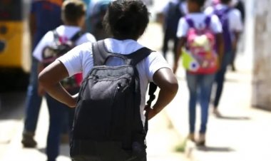 Zema sanciona lei que  permite segurança armada