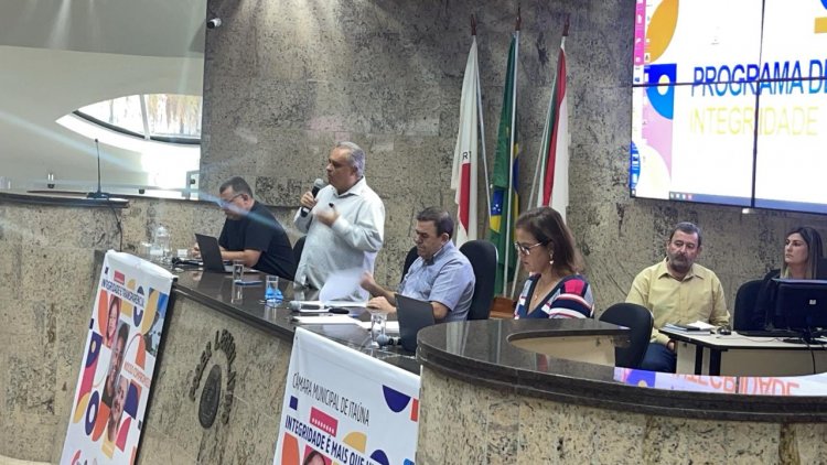 Gustavo Mitre fala na abertura da legislatura 2025/2028 da Câmara