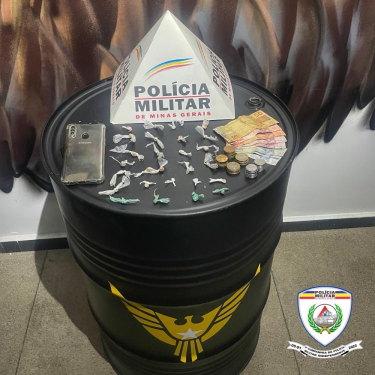 PM apreende 28 pedras de crack no Universitário