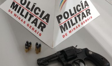 Homem de 61 anos  é preso após efetuar  disparos em via pública