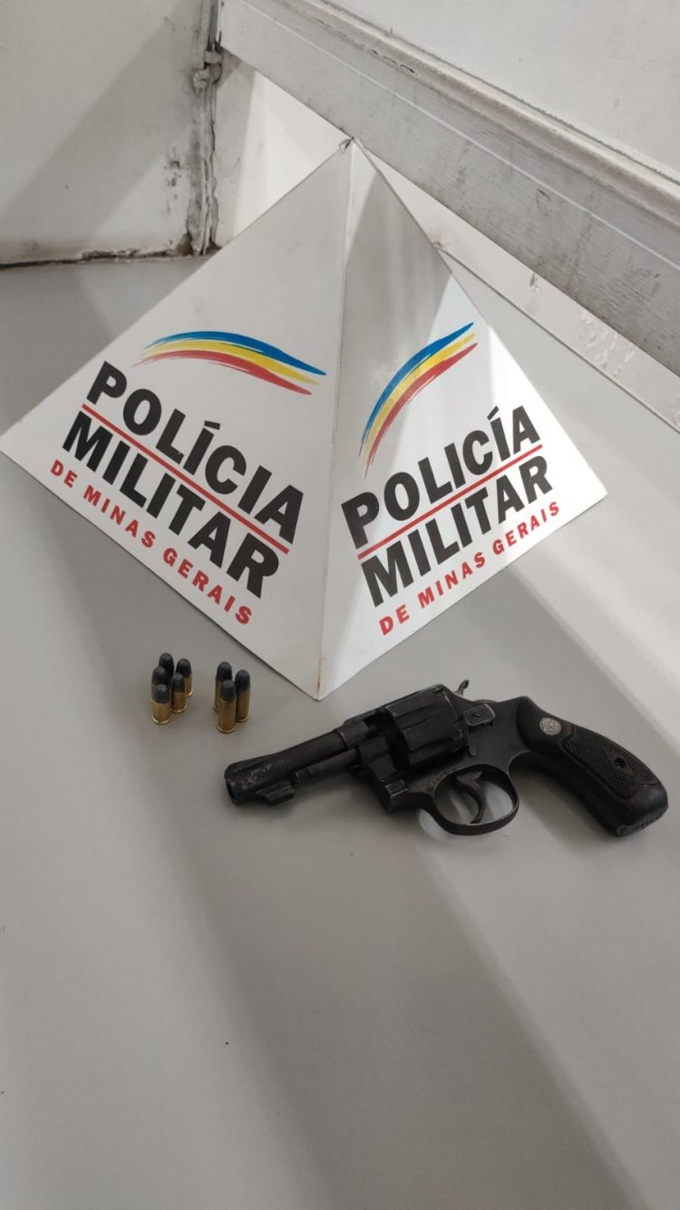 Homem de 61 anos é preso após efetuar disparos em via pública