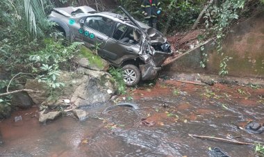 Dois acidentes na MG-050 no último sábado