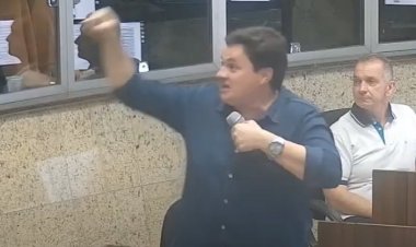 BAGUNÇOU GERAL - Vereadores gritam com cidadão após críticas