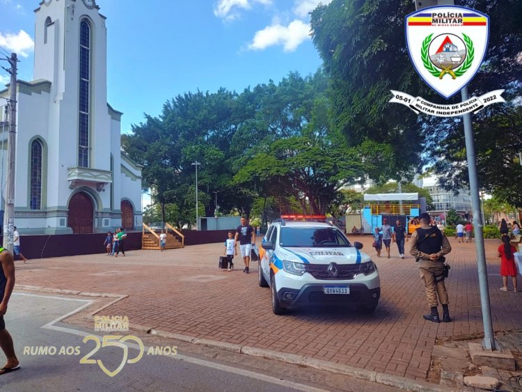 Joga pedra na sacristia da igreja