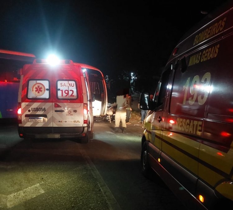 TREVO DO PADRE EUSTÁQUIO - Colisão entre motocicleta e ônibus deixa duas vítimas em Itaúna
