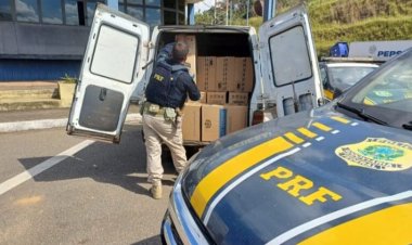 Cigarros contrabandeados na BR-262, em Juatuba, na Região Central de Minas Gerais.