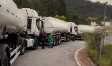 COMBUSTÍVEL - Governo federal reduz preço, mas valor do litro não cai