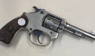 Revólver apreendido e homem preso em lava jato no bairro Santa Edwiges