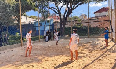 REINAUGURAÇÃO - Praça de Esportes JK ganha nova quadra
