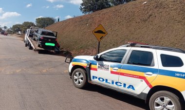 Veículo furtado recuperado e autor preso em Itatiaiuçu