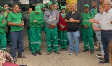 Varrição e coleta de lixo voltam a atuar juntos em Itaúna