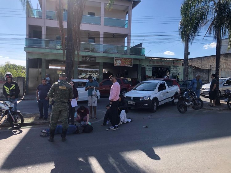 Acidente entre Carro e Moto na Avenida Manoel da Custódia