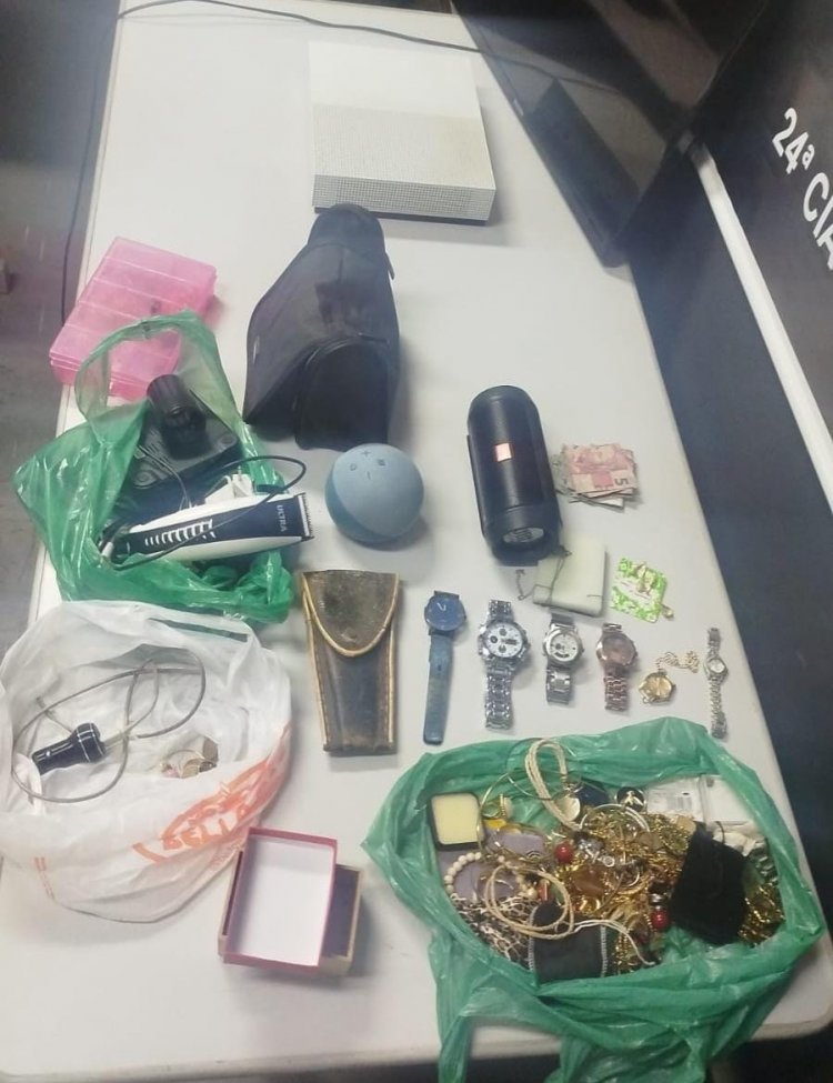 Polícia Militar de Minas Gerais recupera bens furtados e prende suspeitos em Belo Horizonte