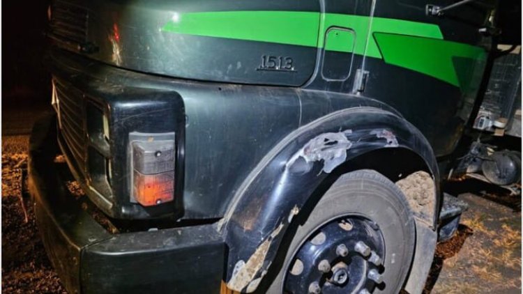 Acidente grave em Pará de Minas: motociclista fica seriamente ferido em colisão com caminhão