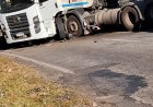 Mais um grave acidente na MG-050, dessa vez duas carretas e um caminhão colidiram em Itaúna