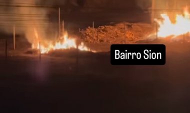 Moradores denunciam fogo em lote no bairro Sion