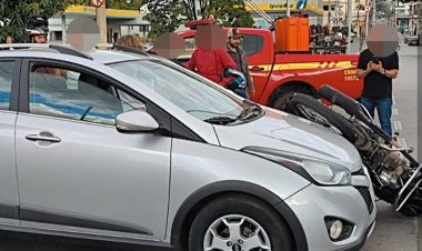 Mais um acidente é registrado na rotatória da Silva Jardim em Itaúna