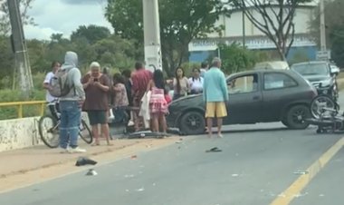 Carro e moto colidem no Itaunense