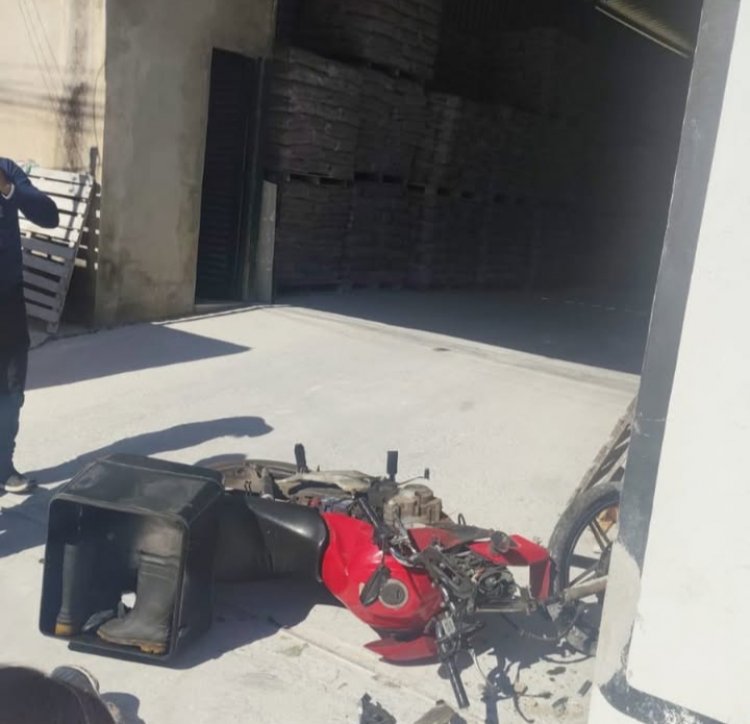 Motociclista colide em muro no Itaunense e fica inconsciente