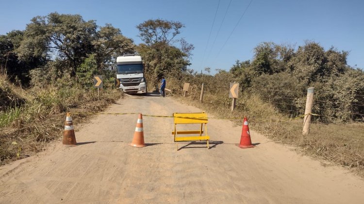 Prefeitura interdita ponte por prazo indeterminado