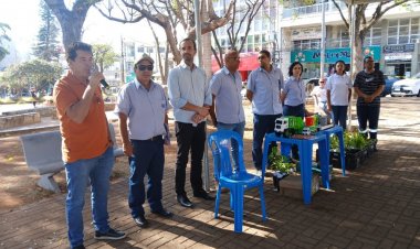 Limpeza Urbana tem  comemoração em Itaúna