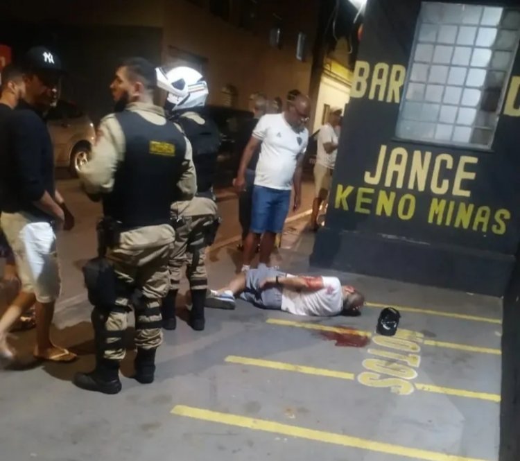 Homem baleado em frente a bar no bairro Cerqueira Lima
