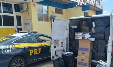 PRF apreende grande carga de cigarros contrabandeados na 381
