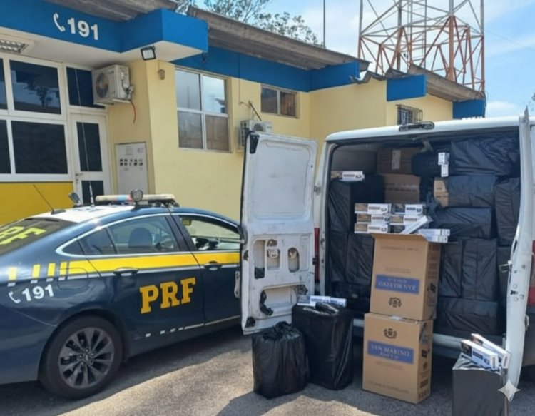 PRF apreende grande carga de cigarros contrabandeados na 381