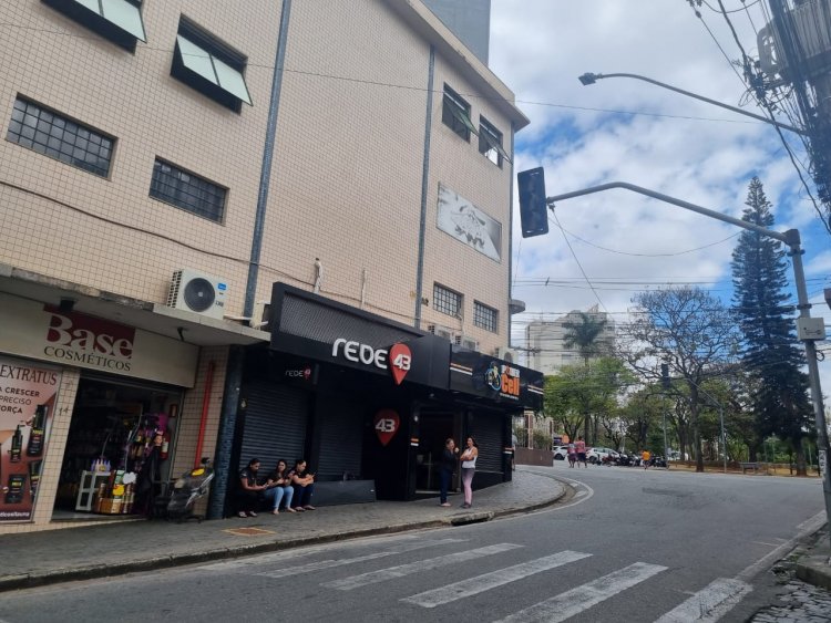 ABSURDO - Cemig deixa área central sem energia
