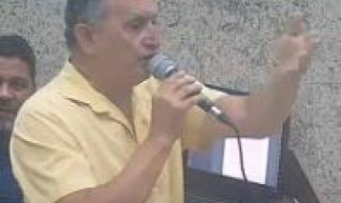 “Puxão de orelhas”  ao vivo, e pra todo lado!