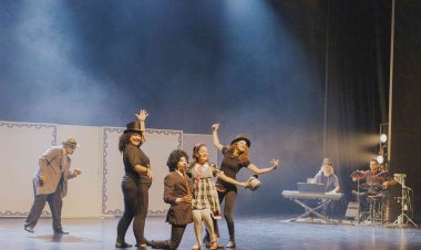 DIVERSÃO EM CENA - Espetáculo “A Menina que Entra em Livros” encerra temporada em Itaúna