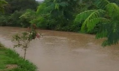 Devido às fortes chuvas, rio São João já atingiu o limite máximo do seu leite