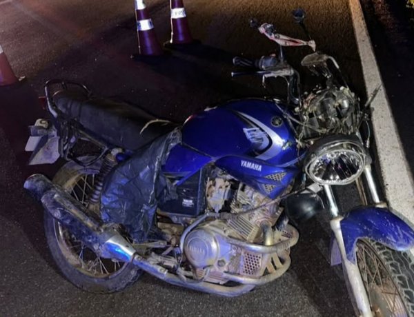 Acidente grave na MG-050: motociclista de 37 anos é internado com ferimentos graves