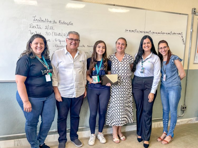 Sicoob Centro-Oeste  premia talento estudantil