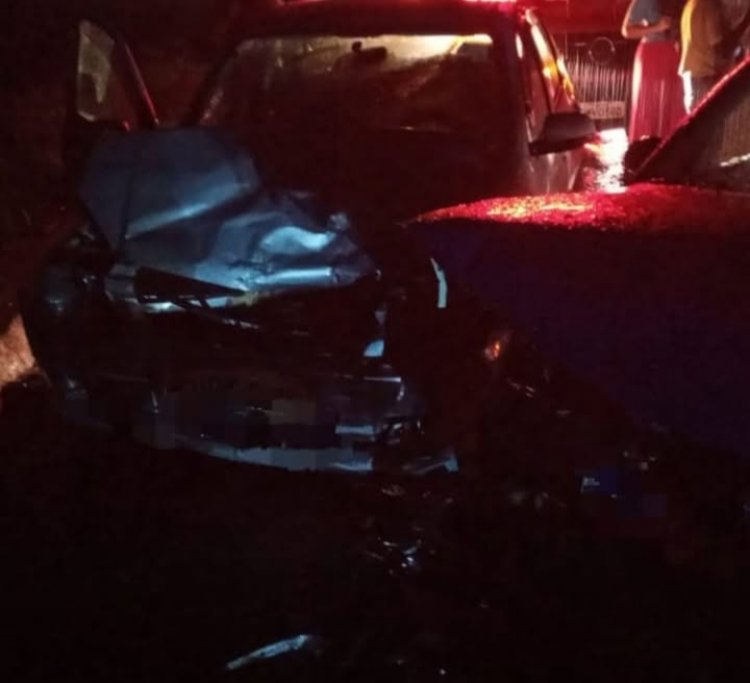 Motorista bêbado causa acidente com colisão frontal na MG-431