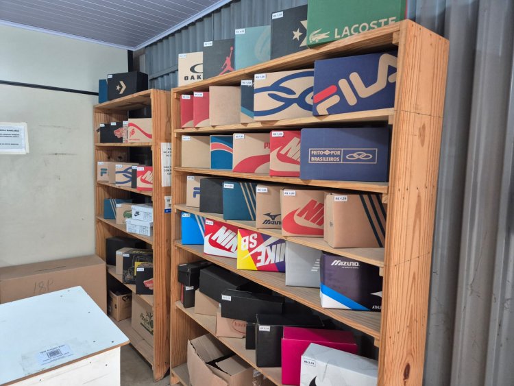 ATIVIDADE ILEGAL - Receita desmonta fábrica clandestina em Nova Serrana