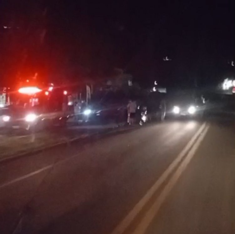 Acidente é registrado no trevo da MG-431 na entrada do bairro Padre Eustáquio entre carro e moto