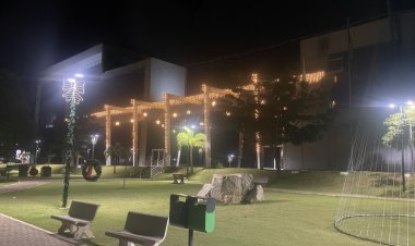 LUZES, EMOÇÃO, BELEZA, ELOGIOS...