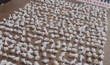 PM apreende 510 pedras de Crack e prende suspeito de tráfico no Centro