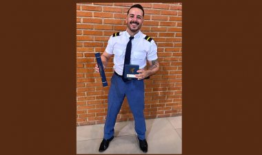 COLUNA SOCIAL - Adolfo Osório