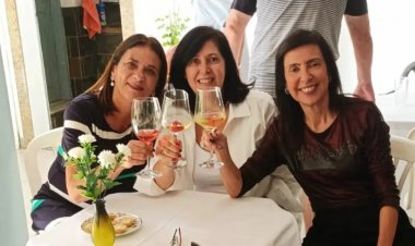 Coluna Chique - Por Mário Debique