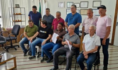 DUODÉCIMO - Câmara devolve R$ 1.450.000,00 para a prefeitura. R$ 300 mil vão para o Hospital