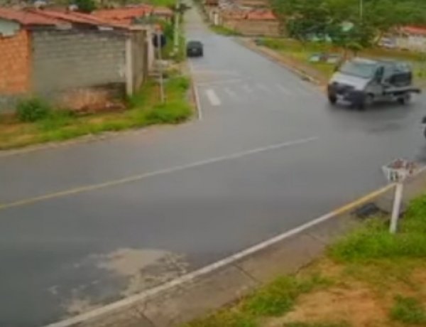 Cachorro provoca acidente de moto no Santa Edwiges