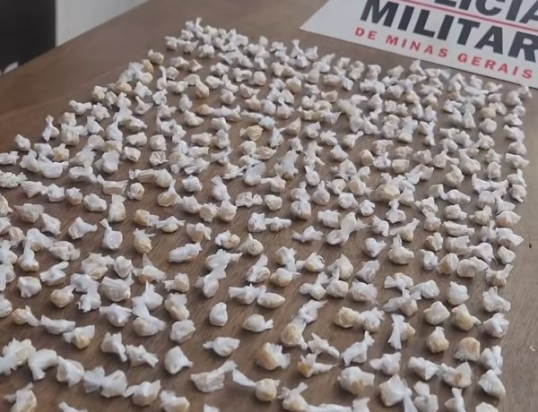 PM apreende 510 pedras de Crack e prende suspeito de tráfico no Centro