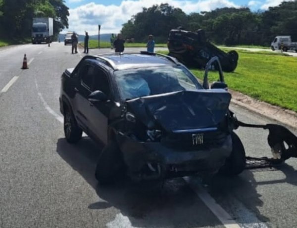 Atualização sobre colisão na MG-050 deixa dois feridos na manhã desta segunda-feira