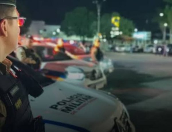 Foragido da justiça por homicídio é preso durante blitz no centro de Itaúna