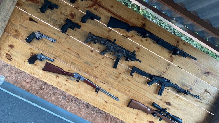 Polícia recupera 41 armas roubadas de 'Clube de Tiros' e identifica suspeito em Ibirité
